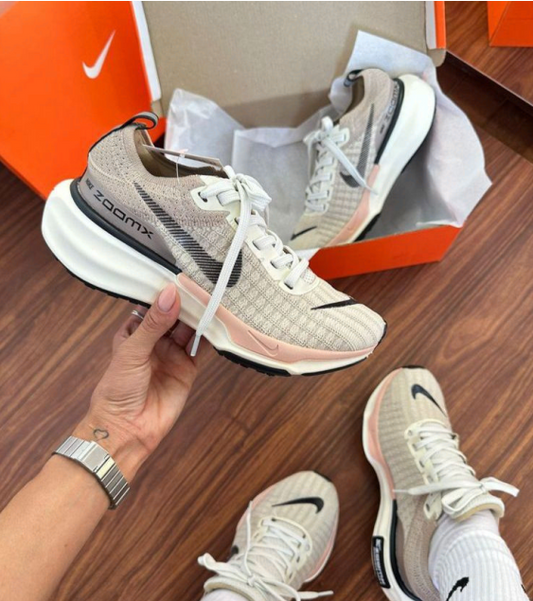 Tênis Nike Zoom X